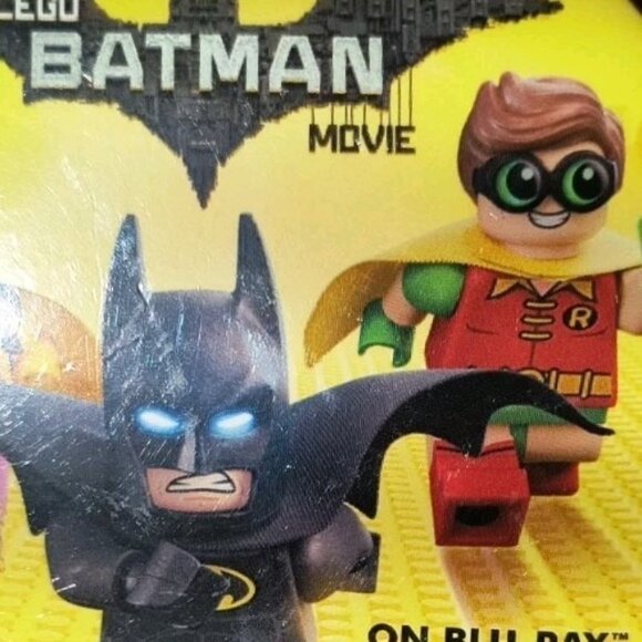 Lego Batman Movie Promo Pin, 2017, Approximately 3.5 Inches Diameter, EUC - Picture 5 of 5